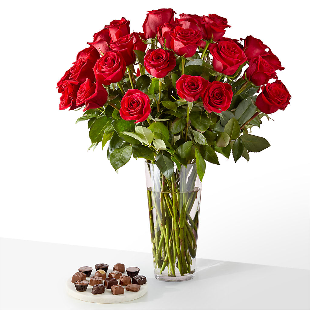 Romantic Long Stem Red Rose Bouquet Bundles – Mattoon Flower Shop Inc, Mattoon IL