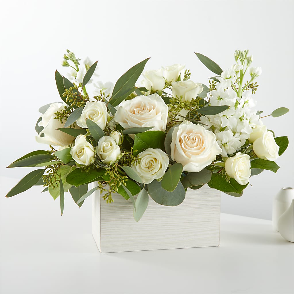 Fresh Linen Box Bouquet – Mattoon Flower Shop Inc, Mattoon IL