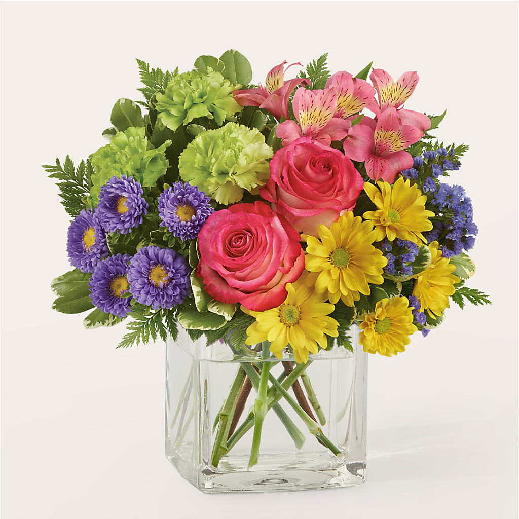 Candy Jar Bouquet – Mattoon Flower Shop Inc, Mattoon IL