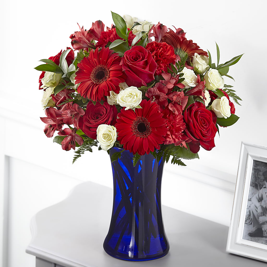 Hearts Embrace Bouquet – Mattoon Flower Shop Inc, Mattoon IL