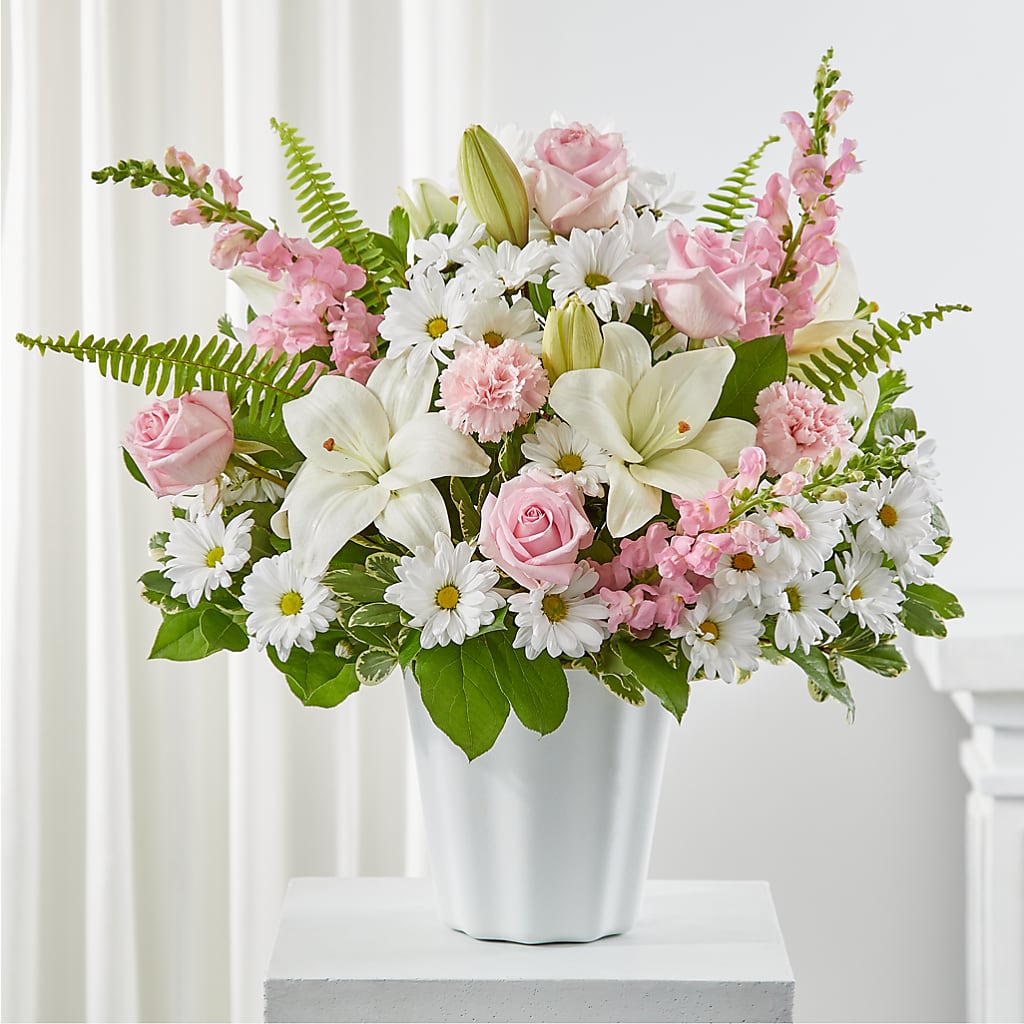 Soft Touch Tabletop Basket – Mattoon Flower Shop Inc, Mattoon IL