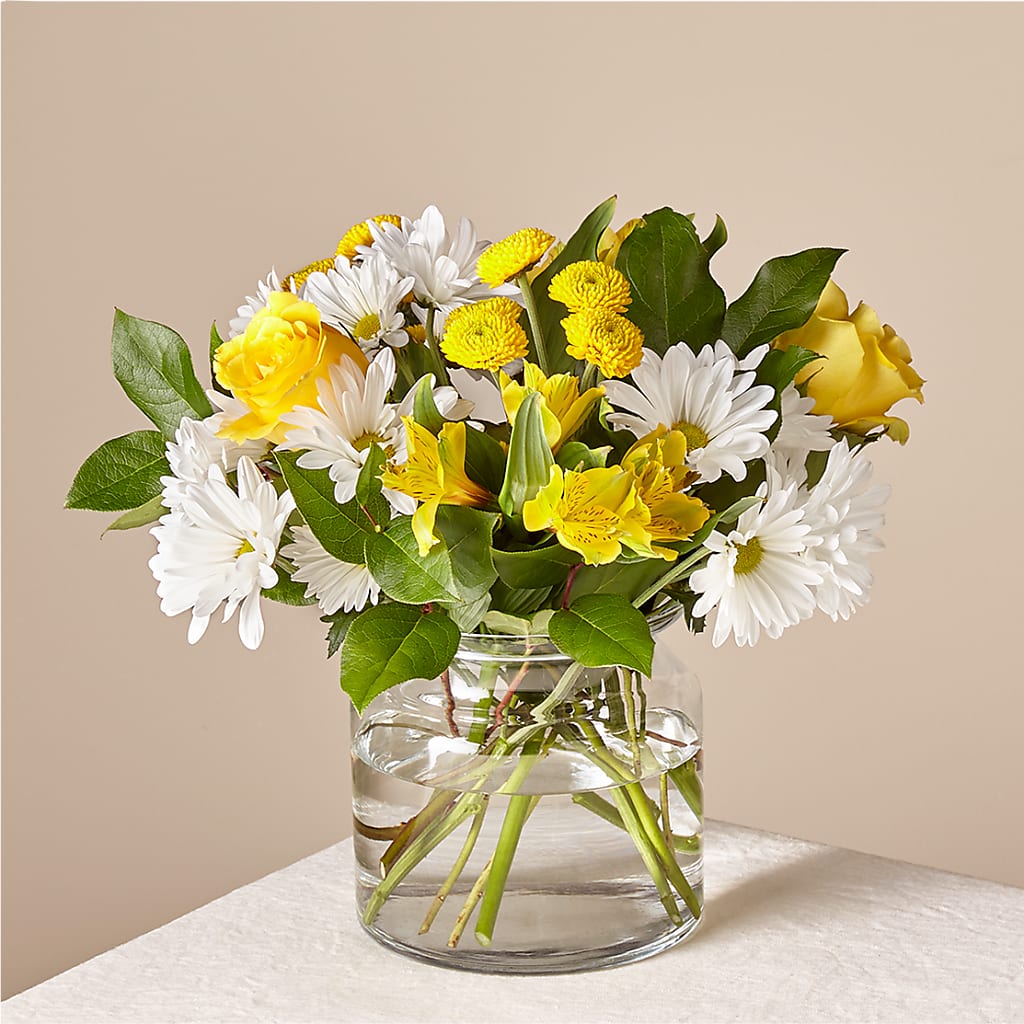 Sunny Sentiments Bouquet – Mattoon Flower Shop Inc, Mattoon IL