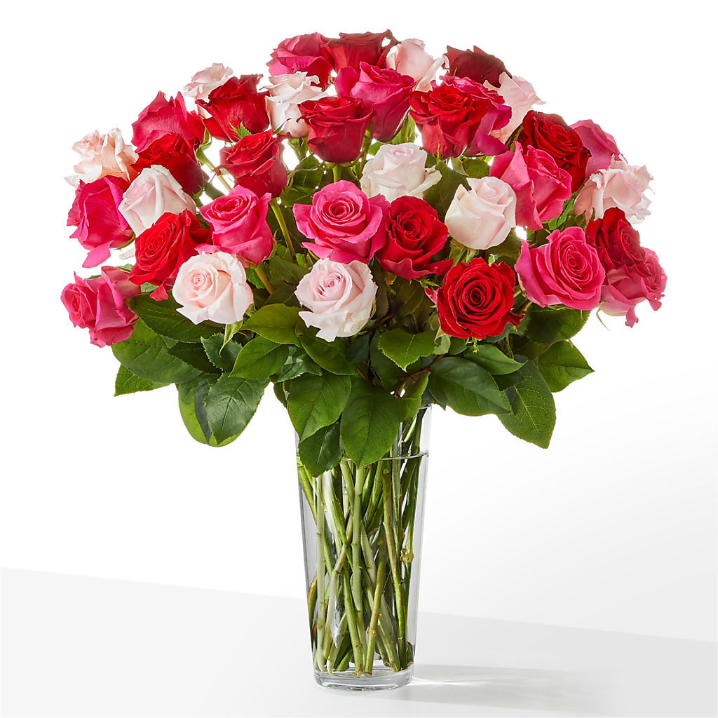 Charming Rose Bouquet – Mattoon Flower Shop Inc, Mattoon IL