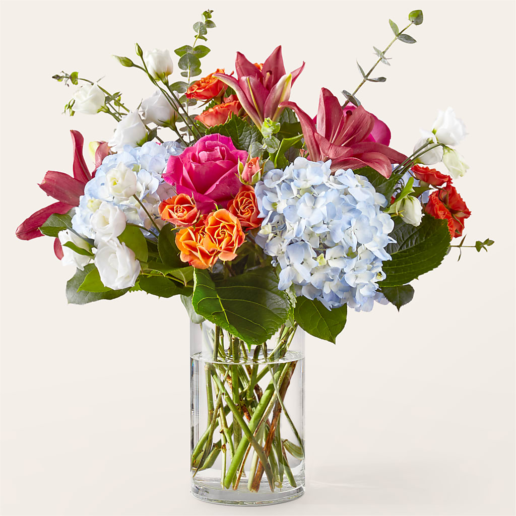 Awestruck Luxury Bouquet – Mattoon Flower Shop Inc, Mattoon IL
