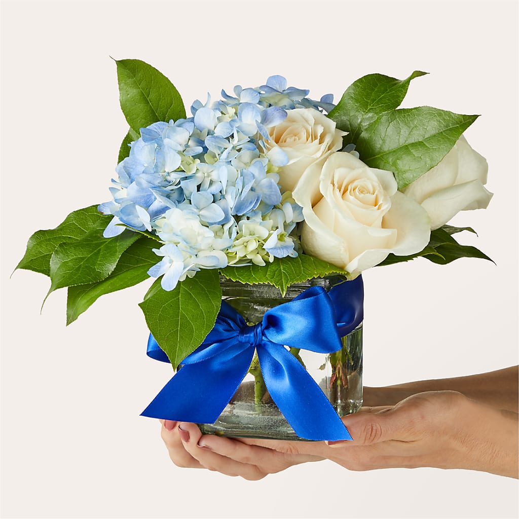 Sky Blue Delight Bouquet –  Mattoon Flower Shop Inc, Mattoon IL