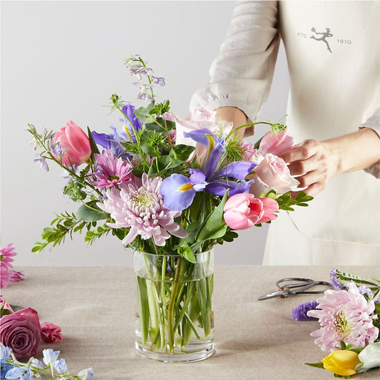 Pastel Tradition - A Florist Original –  Mattoon Flower Shop Inc, Mattoon IL