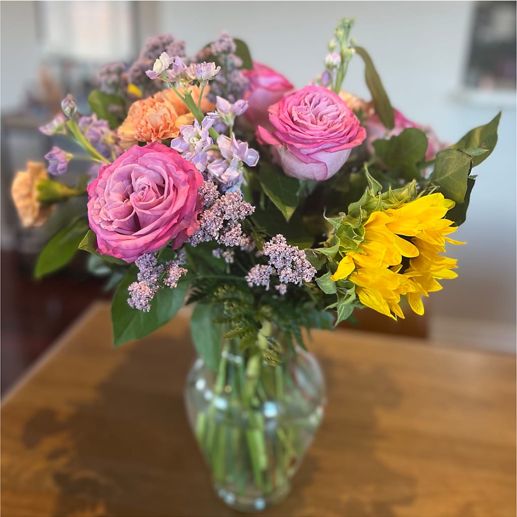 Yellow Brick Road Bouquet –  Mattoon Flower Shop Inc, Mattoon IL