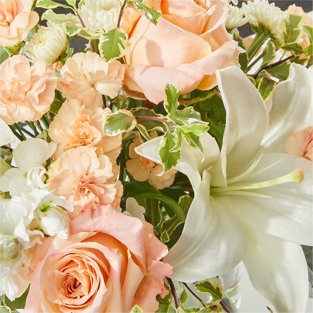 Darling Bouquet –  Mattoon Flower Shop Inc, Mattoon IL