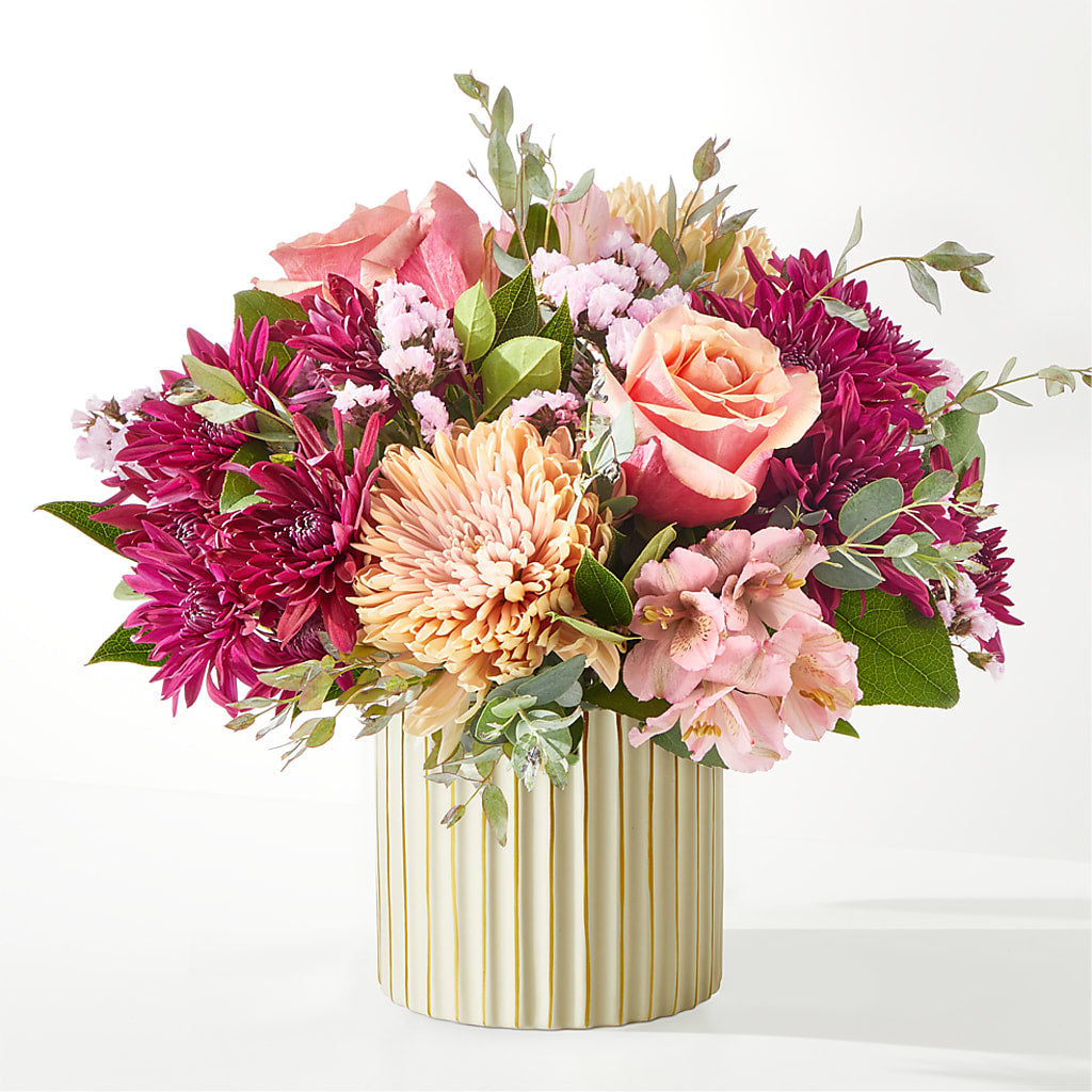 Berry Cobbler Bouquet with Ivory Vase –  Mattoon Flower Shop Inc, Mattoon IL