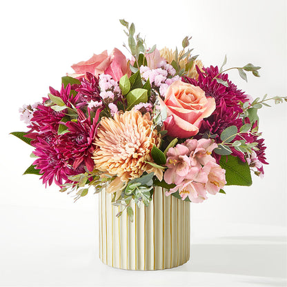 Berry Cobbler Bouquet with Ivory Vase –  Mattoon Flower Shop Inc, Mattoon IL