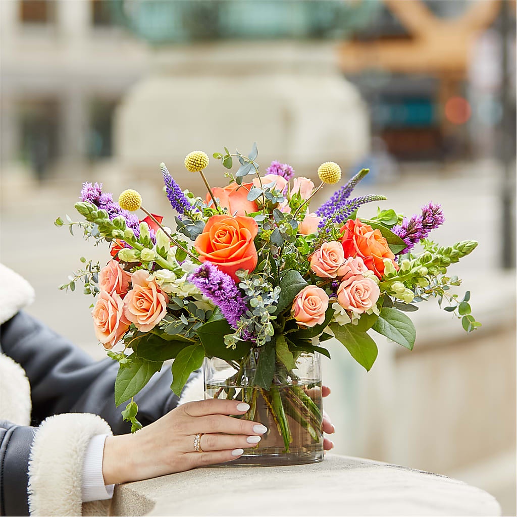 The Standout Bouquet –  Mattoon Flower Shop Inc, Mattoon IL