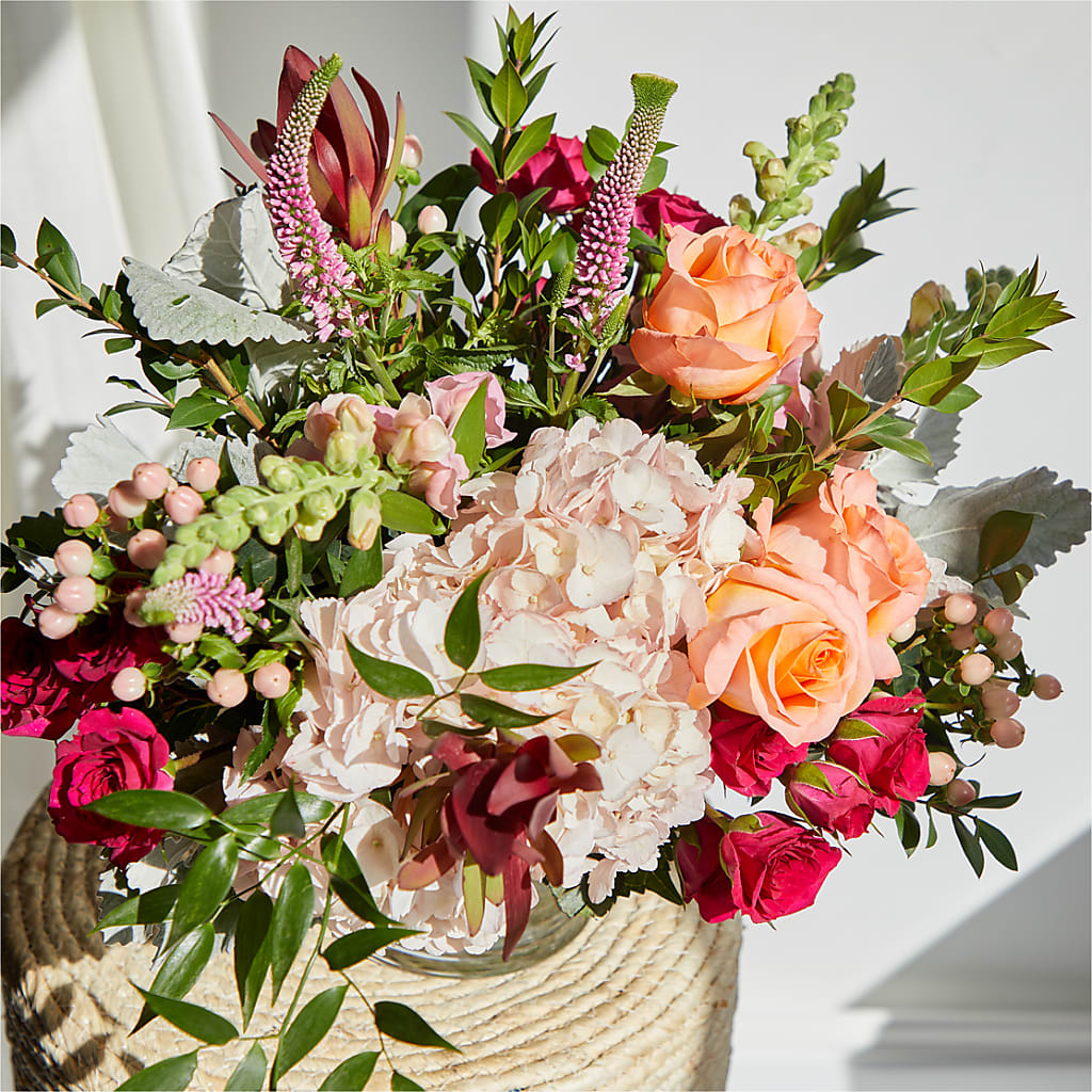 Glitz & Glam Bouquet –  Mattoon Flower Shop Inc, Mattoon IL